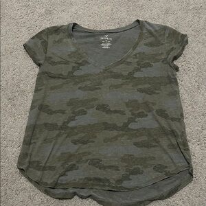 American Eagle Outfitters Green Camo V-Neck Tee